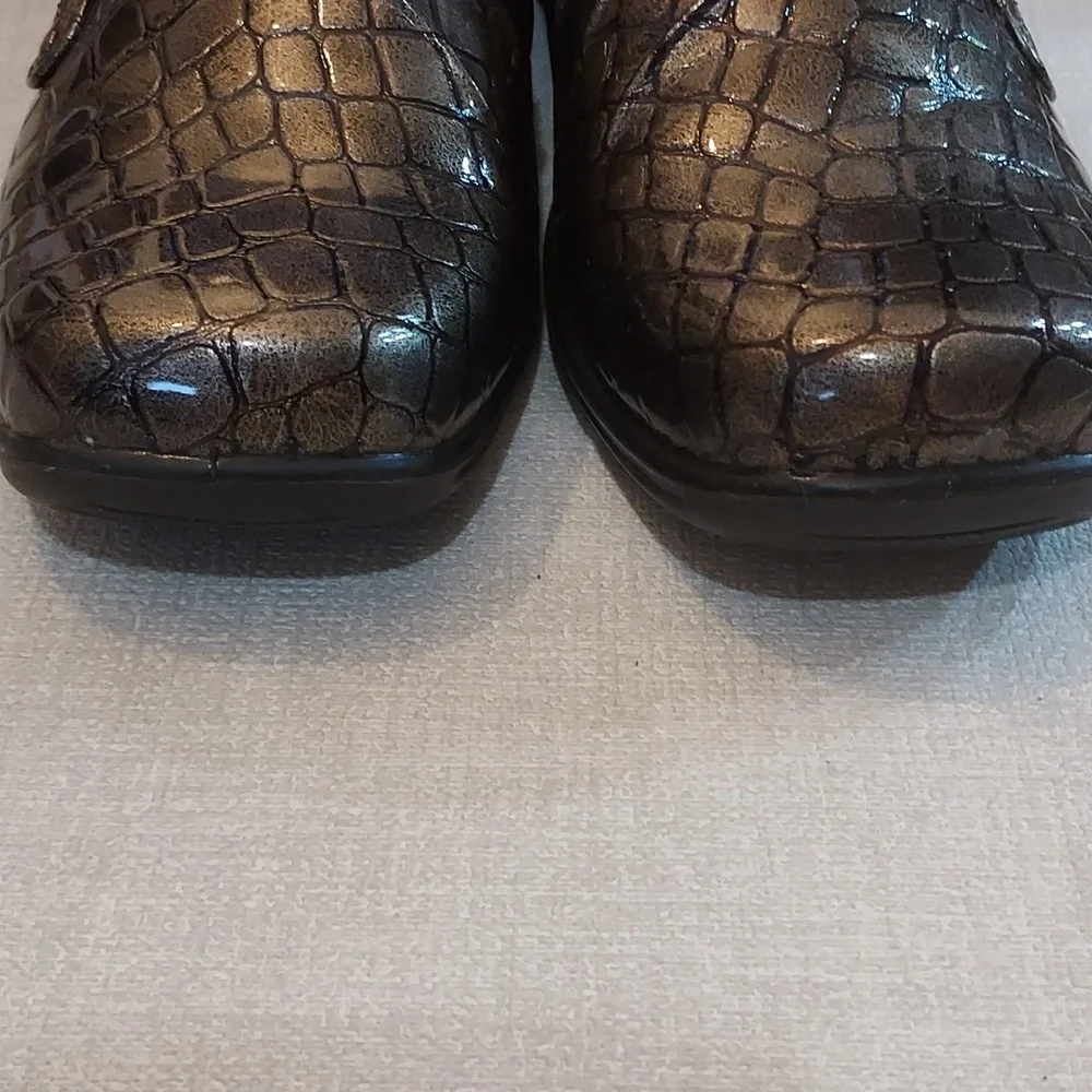 Easy Street Comfort Wave Holly Pewter Crocodile Mule 9M - Picture 5 of 5